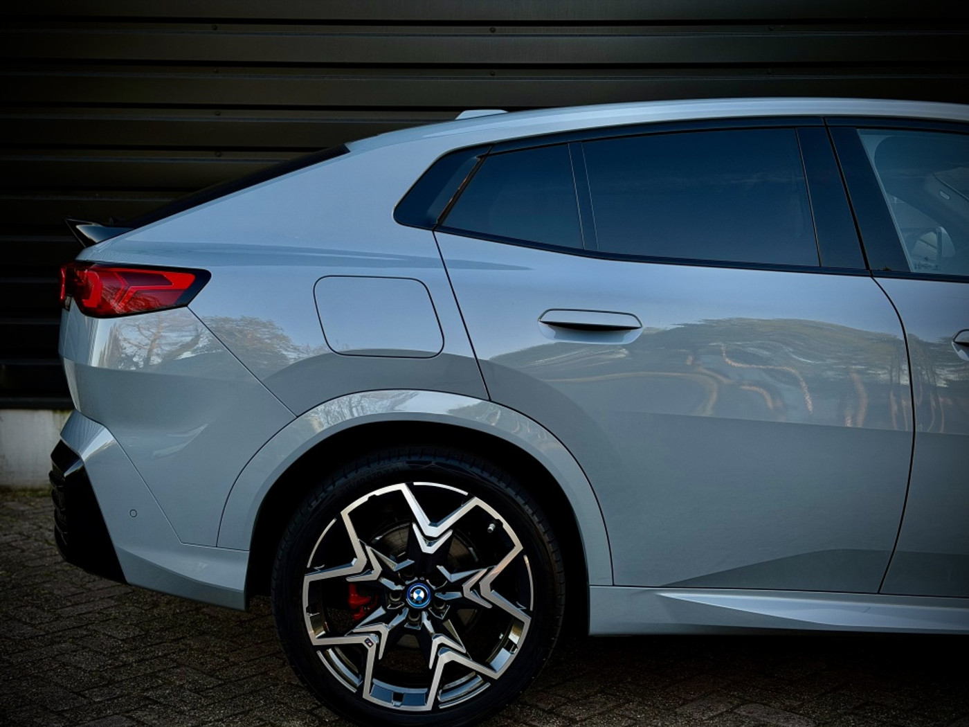 Foto van BMW Ix2 Edrive20