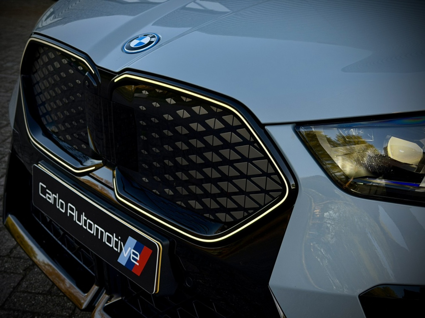 Foto van BMW Ix2 Edrive20