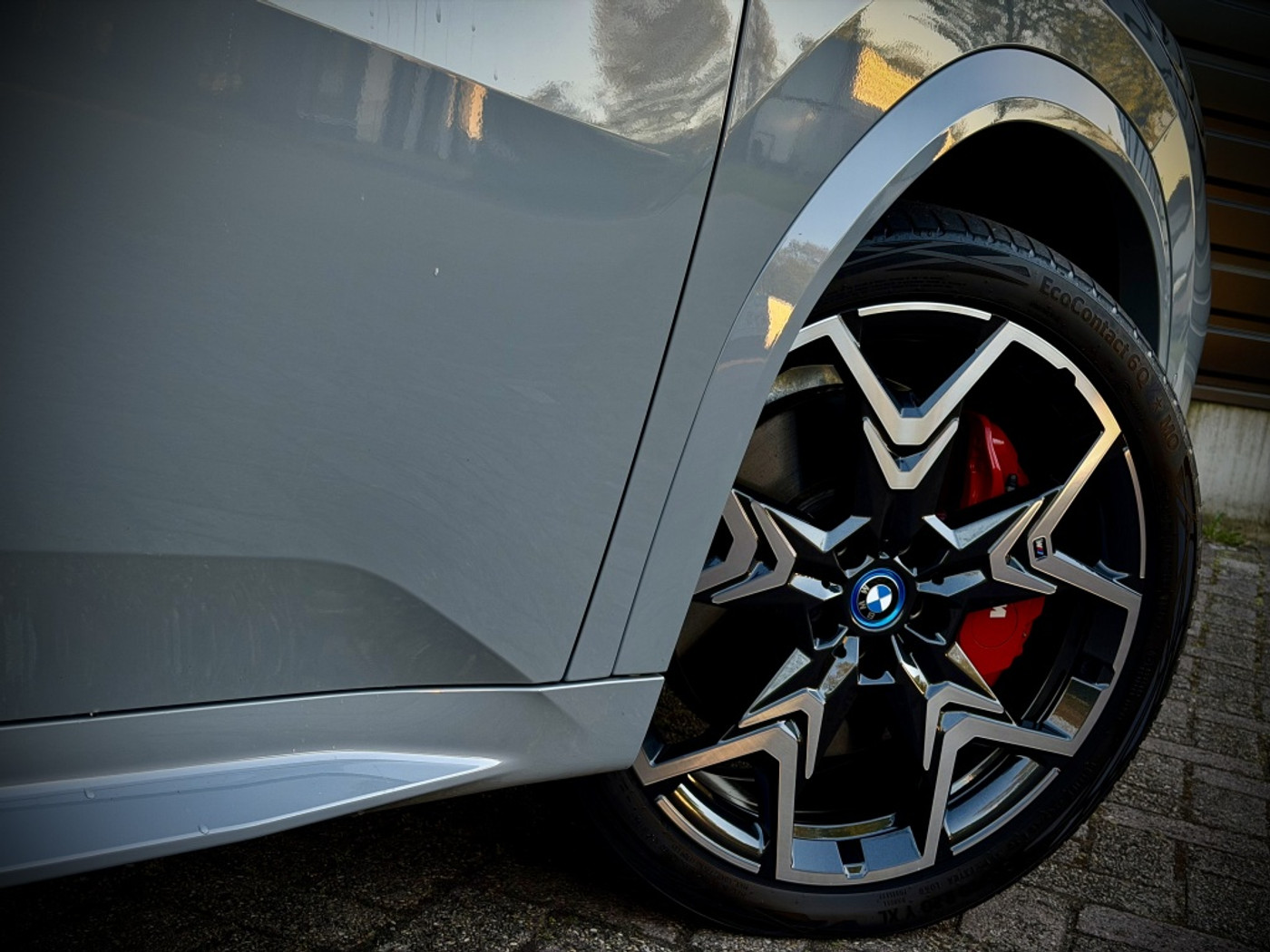 Foto van BMW Ix2 Edrive20