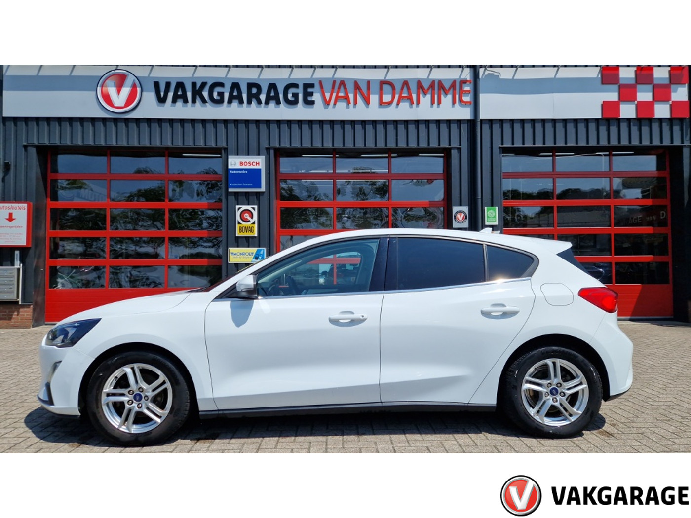 Ford Focus 1.0 EcoBoost Trend Edition Business 2020 - voorkant