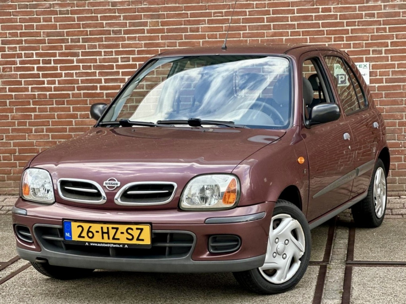 Nissan Micra 1.4 Comfort 2002 - voorkant
