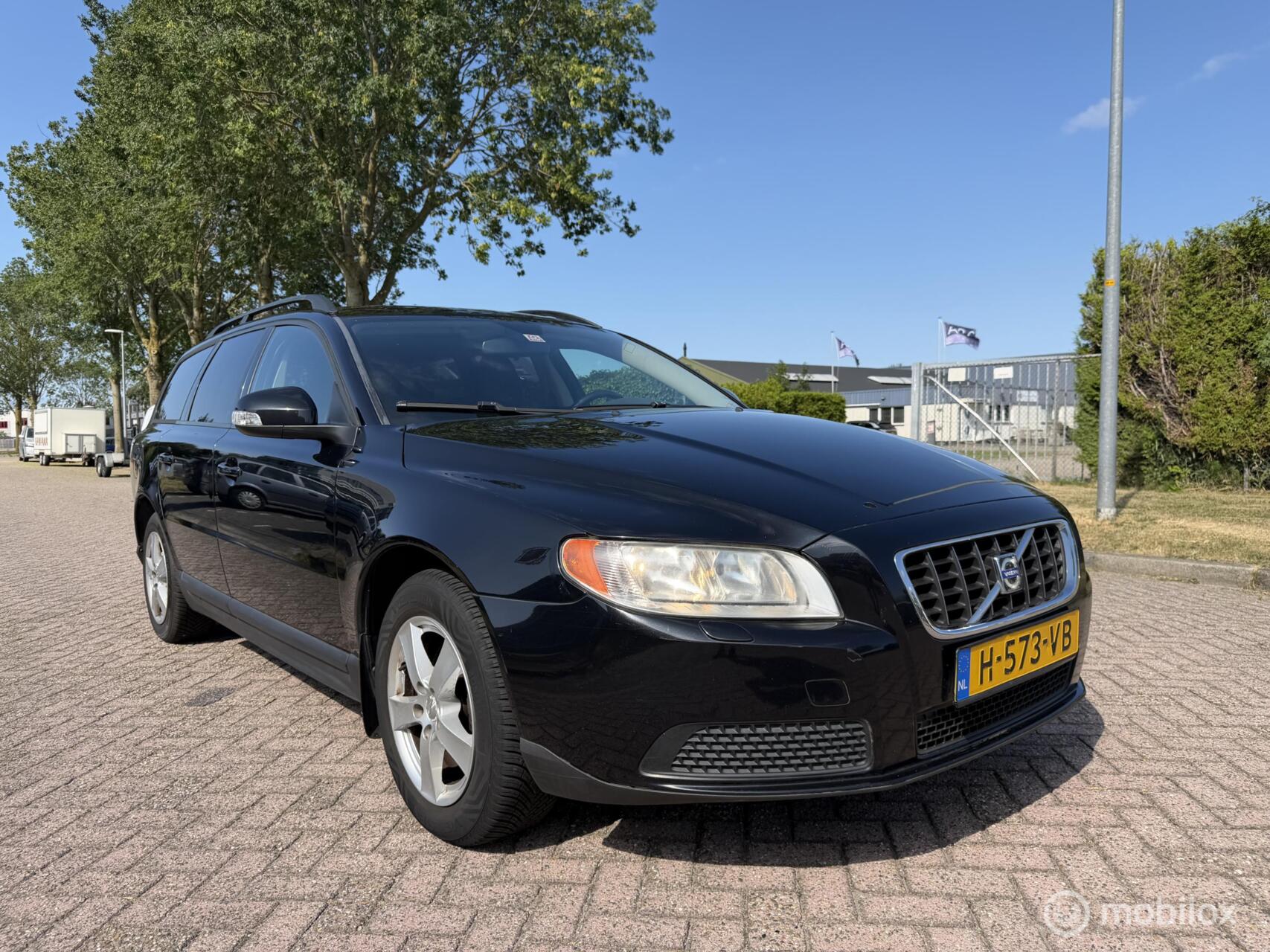 Volvo V70 2.0F Eerste Eigenaar! 2009 - voorkant