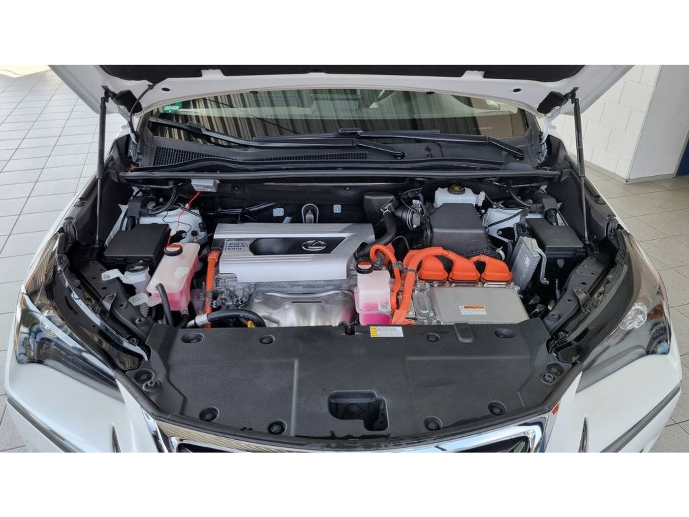 Foto van Lexus Lexus Nx300h