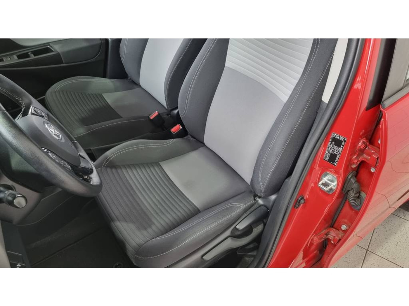 Foto van Toyota Toyota Yaris Hybrid