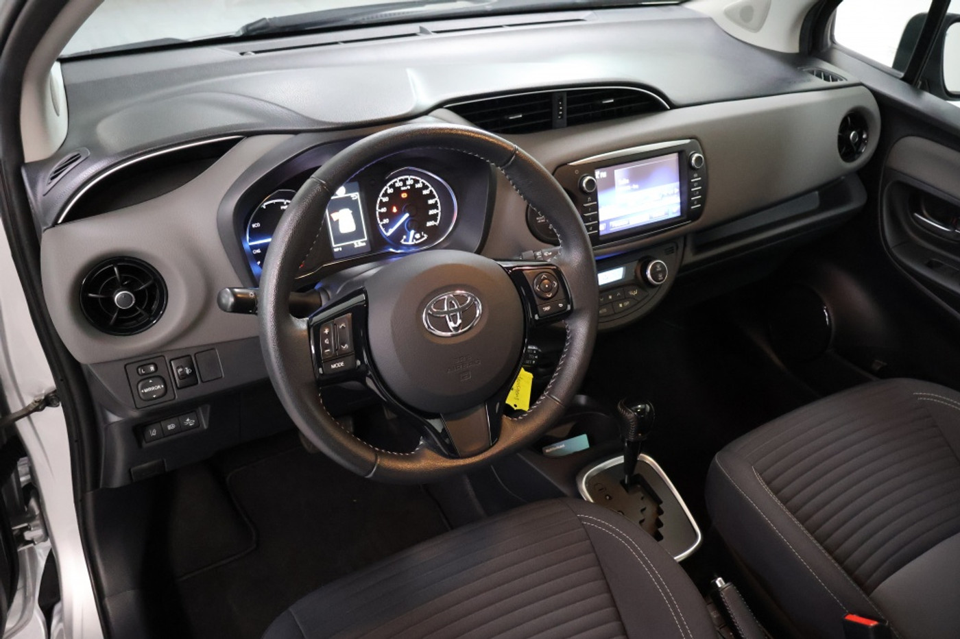 Foto van Toyota Toyota Yaris Hybrid