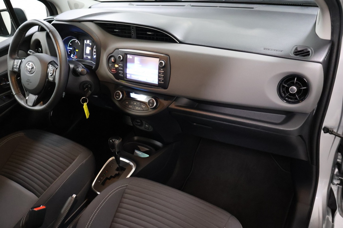 Foto van Toyota Toyota Yaris Hybrid