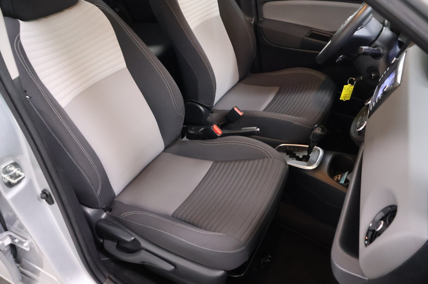 Foto van Toyota Toyota Yaris Hybrid