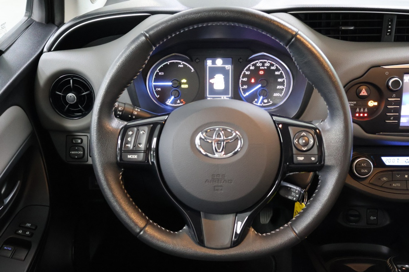 Foto van Toyota Toyota Yaris Hybrid