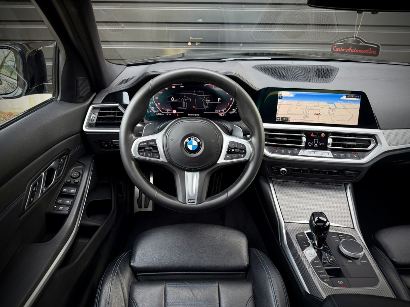 Foto van BMW 320i