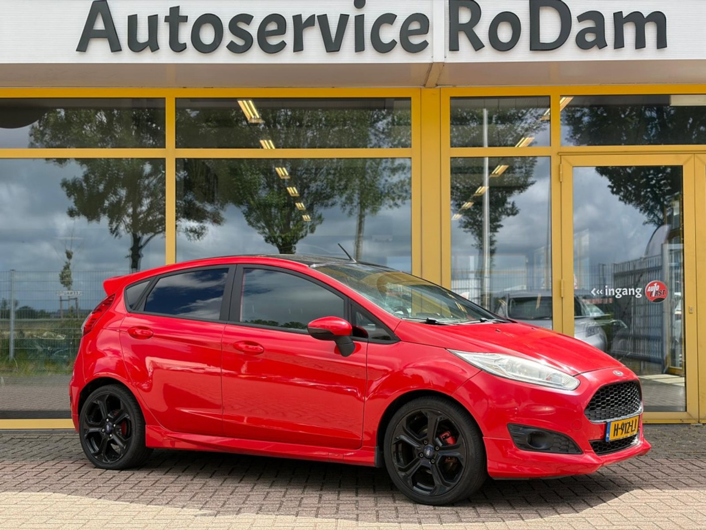 Ford Fiesta 1.0 EcoB. Black Edit 2016 - voorkant