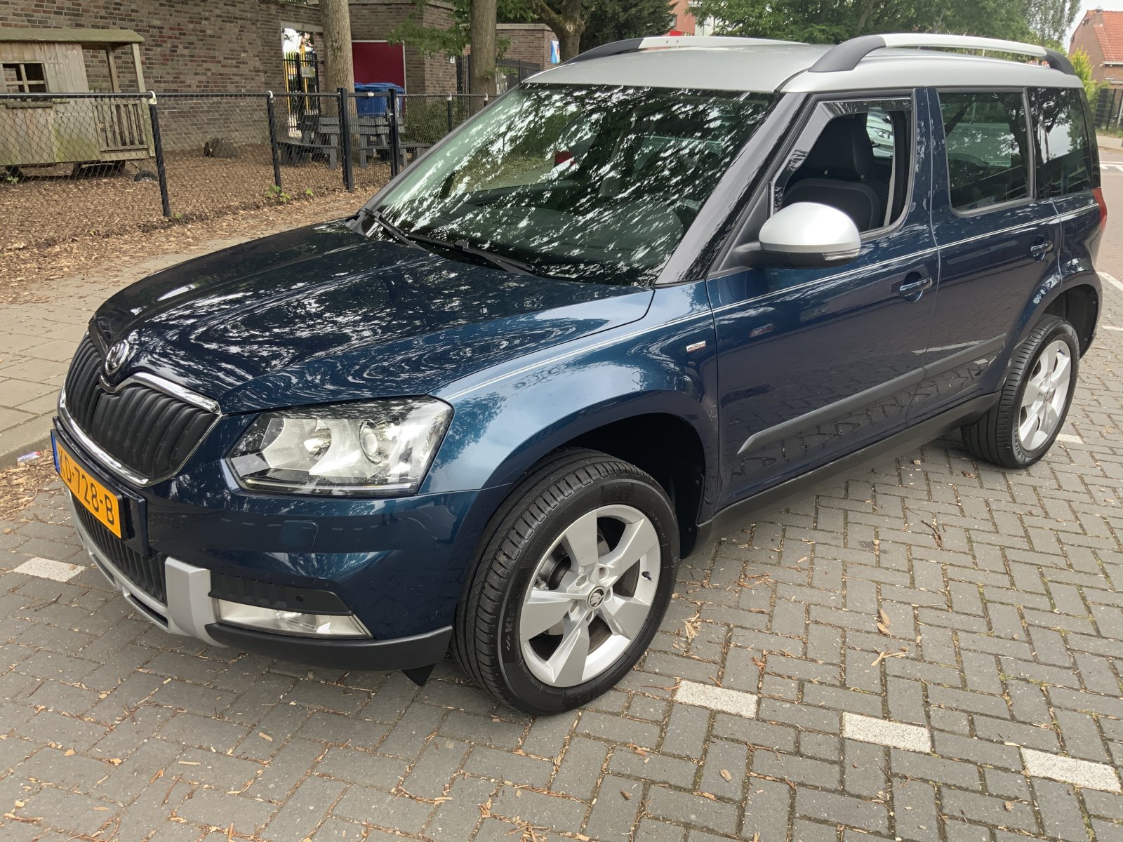 Skoda Yeti Outdoor 1.4 TSI Grt JOY 2016 - voorkant