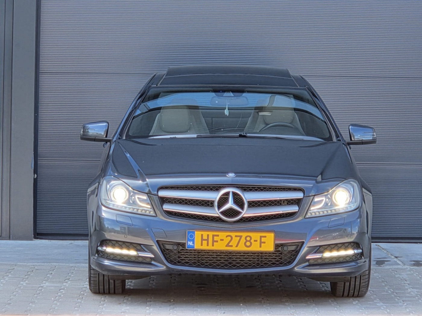 Foto van Mercedes-Benz C 200
