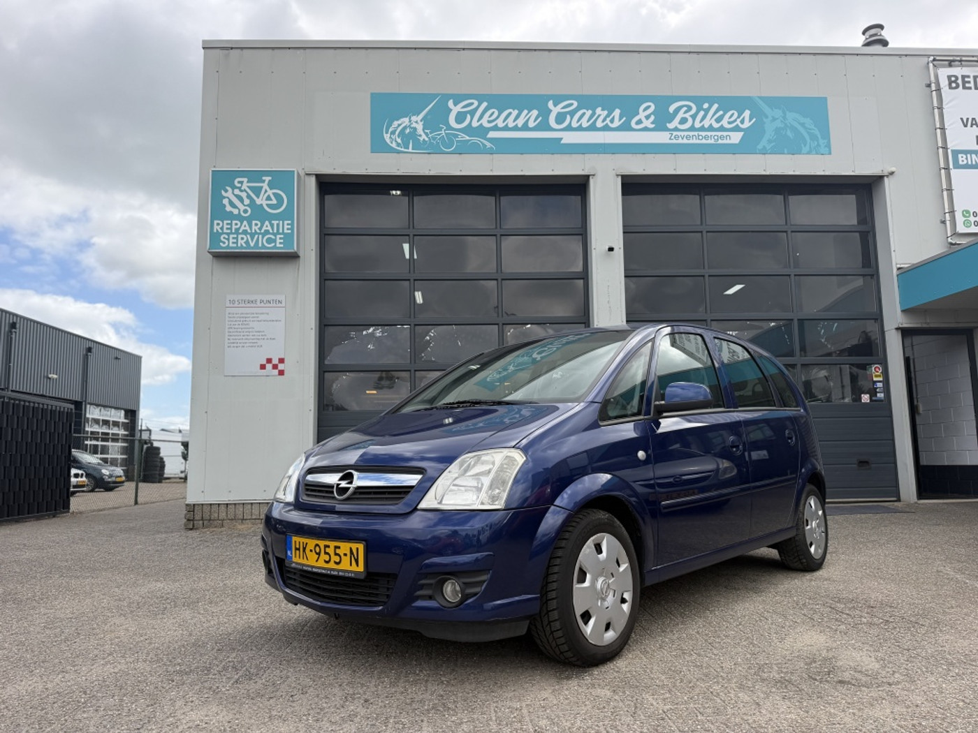 Opel Meriva-a 1.6-16V Essentia 2006 - voorkant