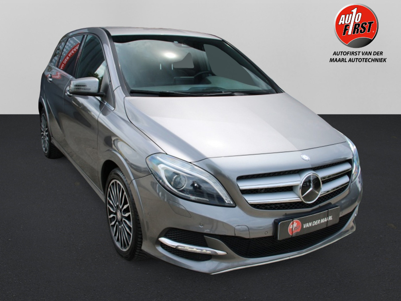 Mercedes-Benz Electric Drive Electric Drive Pres. /  Keurige Auto 2015 - voorkant