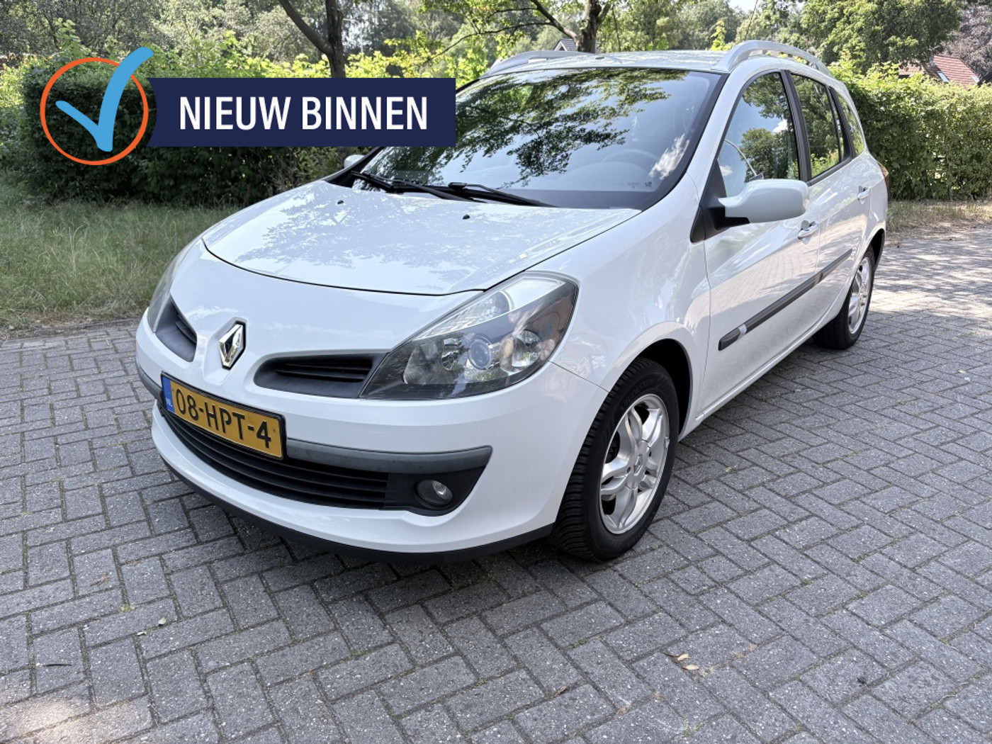 Renault Clio 1.2 TCE | AIRCO | CRUISE | TREKHAAK | 2009 - voorkant