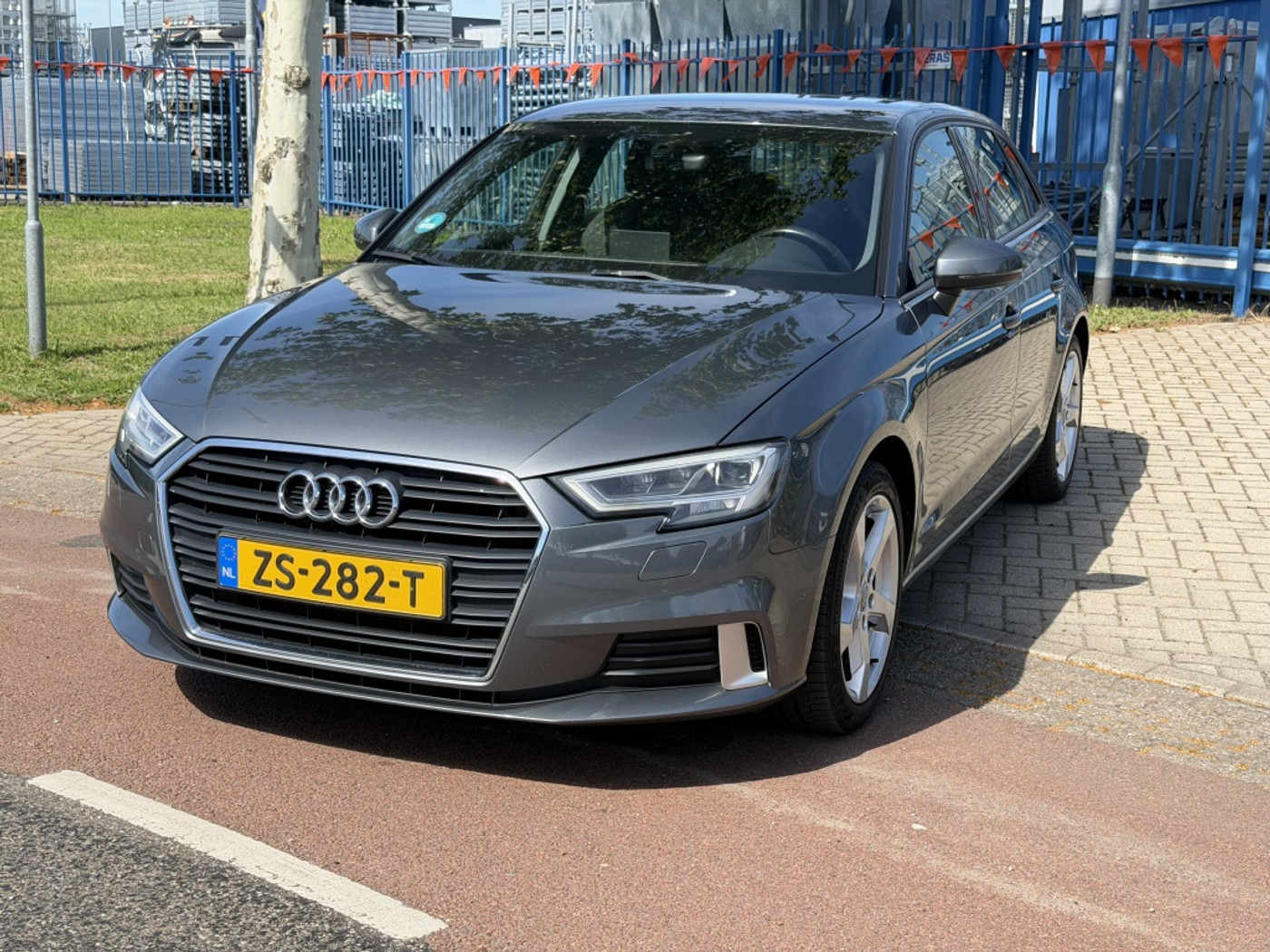 Audi A3 Sportback 30 TFSI LED NAVI XENON CRUISE CLIMA PDC 2019 - voorkant