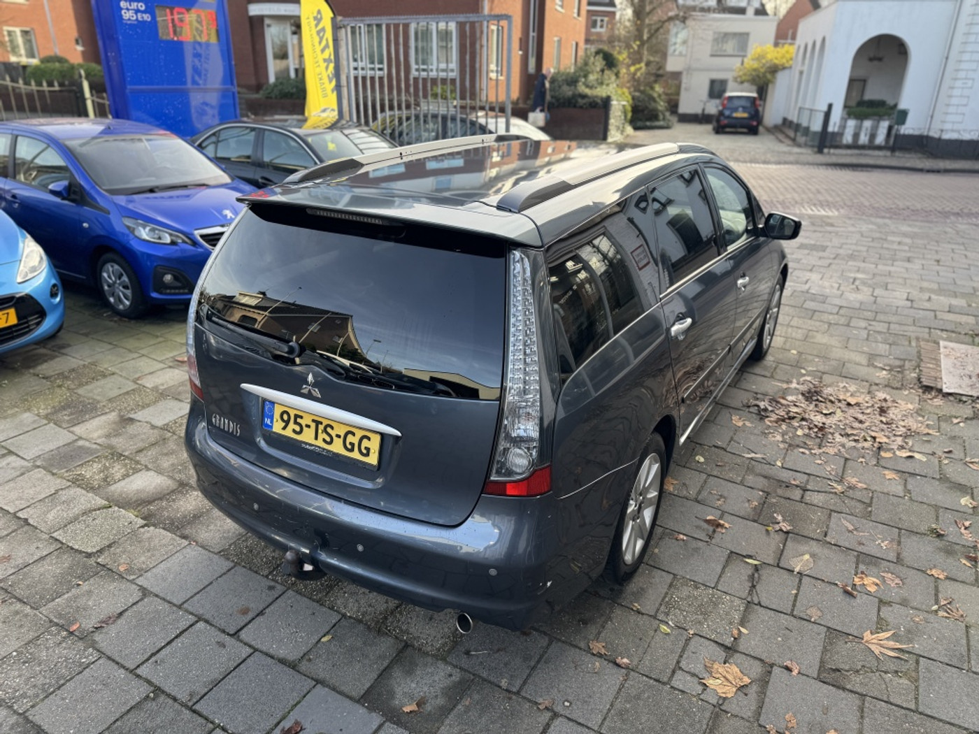 Foto van Mitsubishi Mitsubishi Grandis