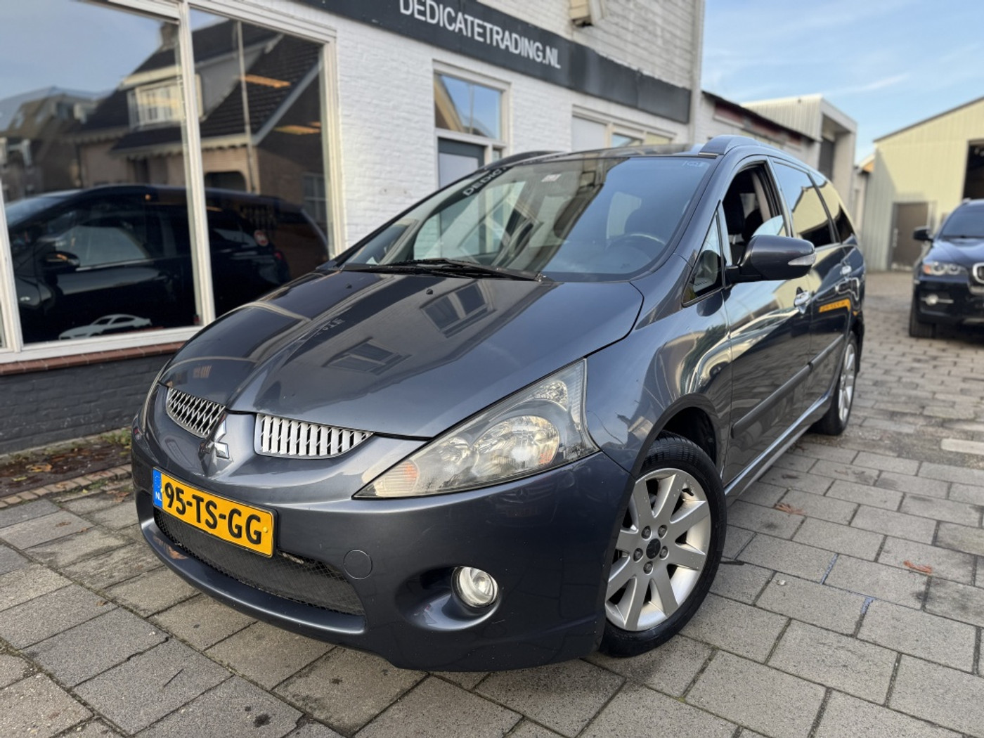 Mitsubishi Mitsubishi Grandis 2.4-16V InSport LPG-G3 *LEES TEKST* 2007 - voorkant