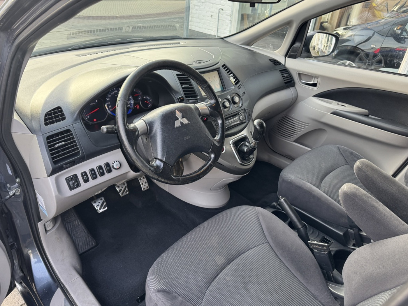 Foto van Mitsubishi Mitsubishi Grandis