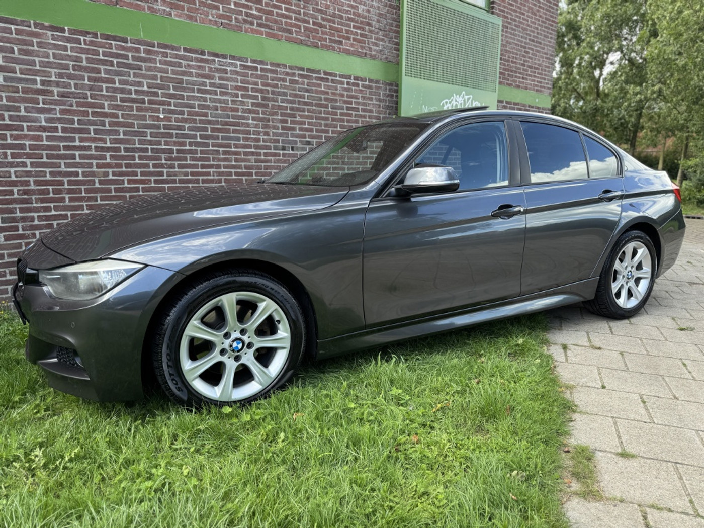 Foto van BMW 320i