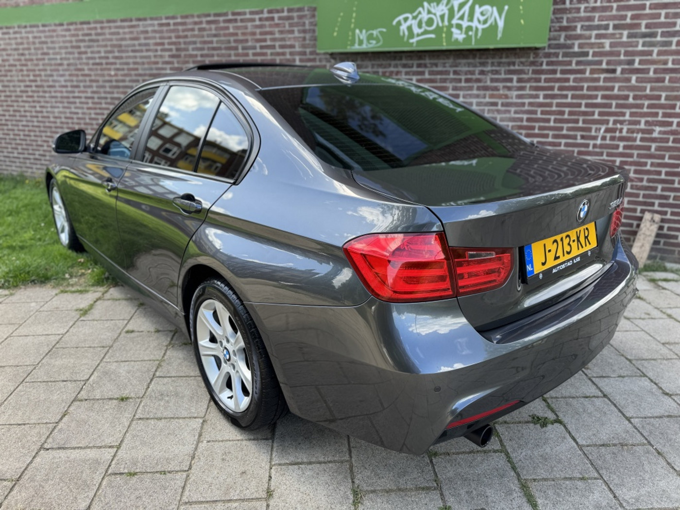 Foto van BMW 320i
