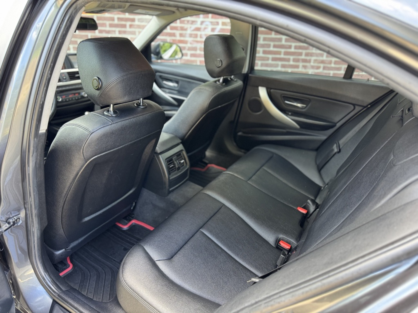 Foto van BMW 320i