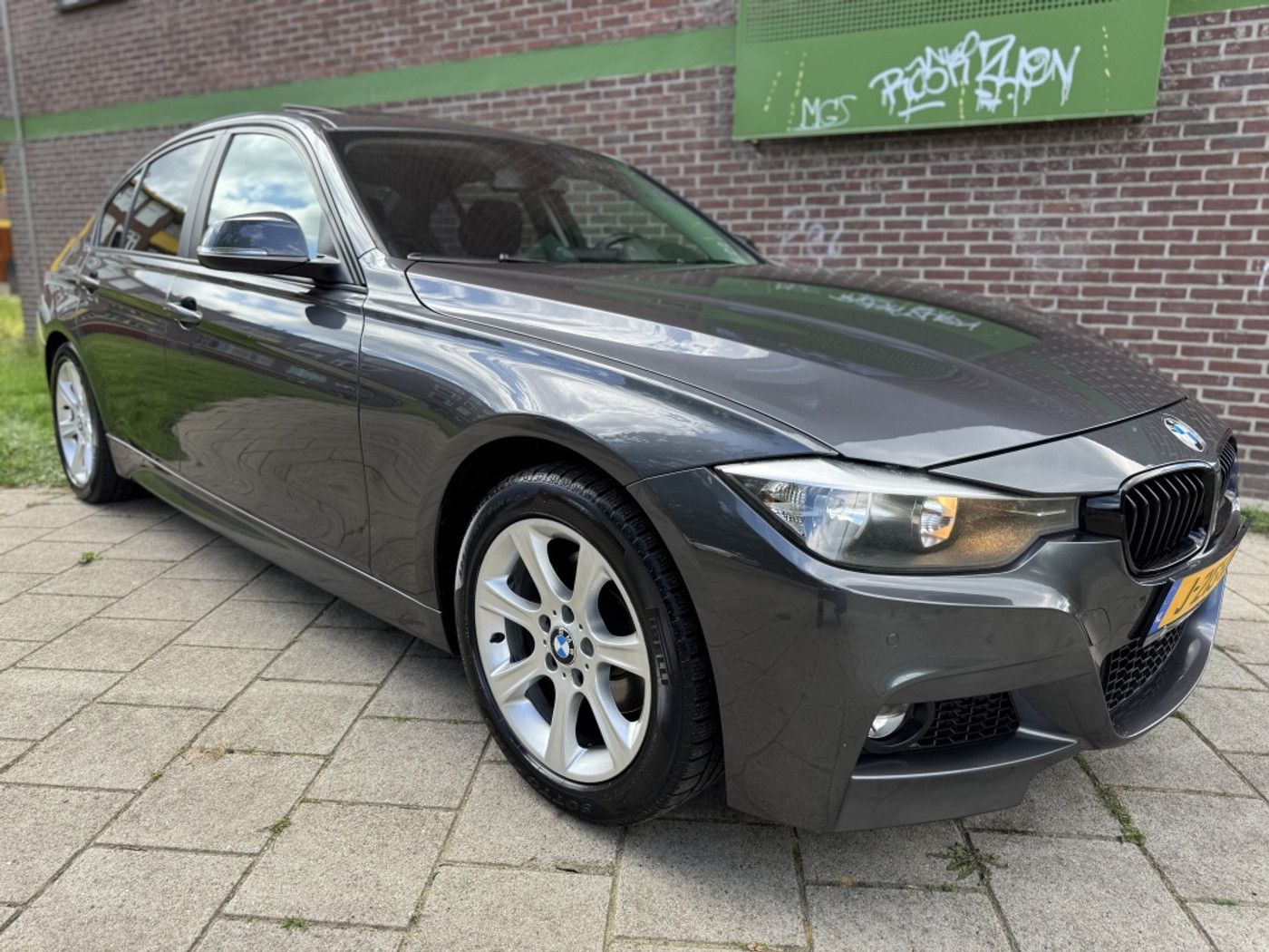 Foto van BMW 320i