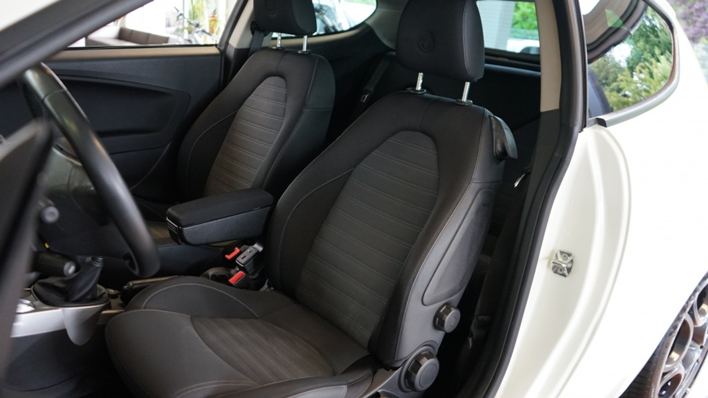 Foto van Alfa Romeo Mito
