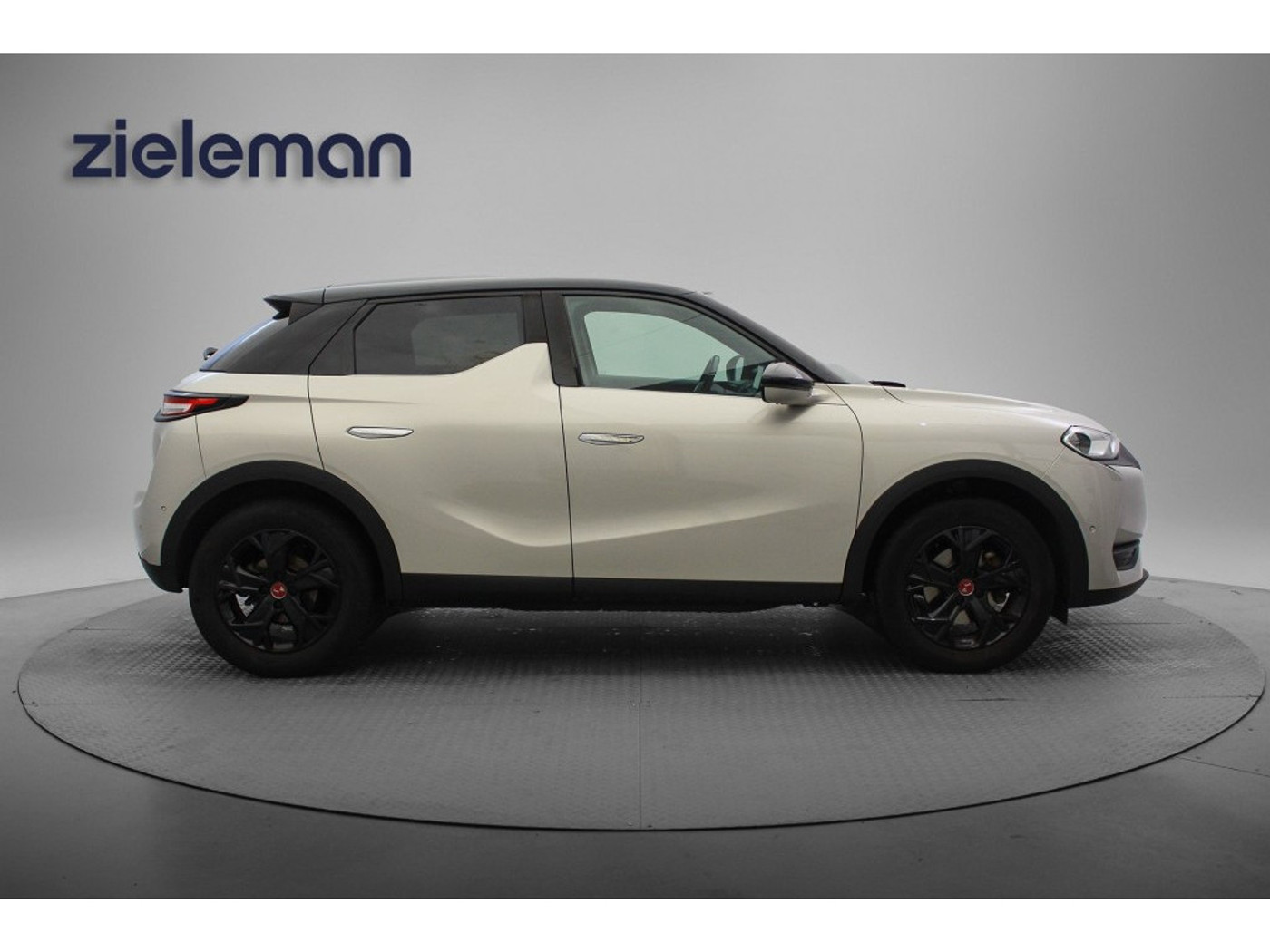 Foto van DS 3 Crossback