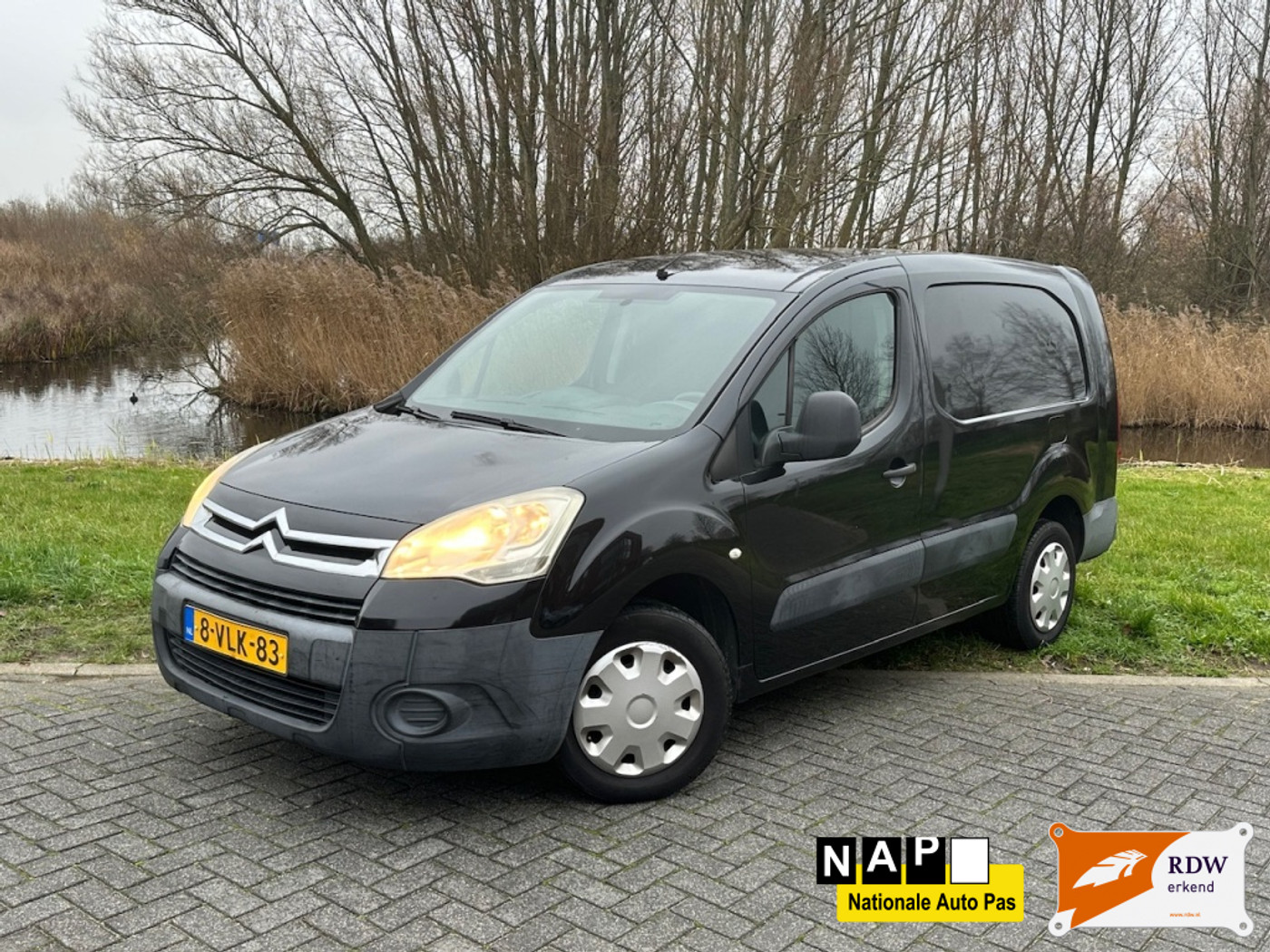 Citroen Berlingo 1.6 HDIF 600 Club XL / 3Pers / Cruise / Airco / Navi 2011 - voorkant