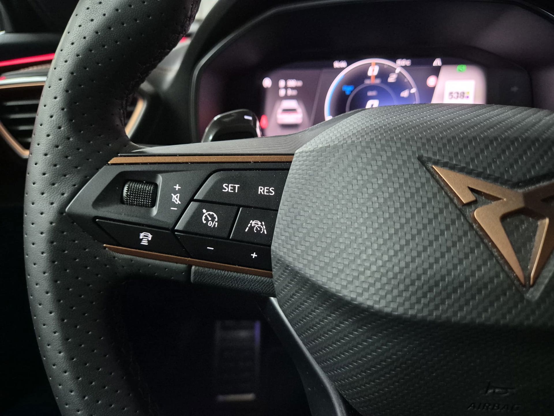 Foto van Cupra Formentor VZ E-hybrid