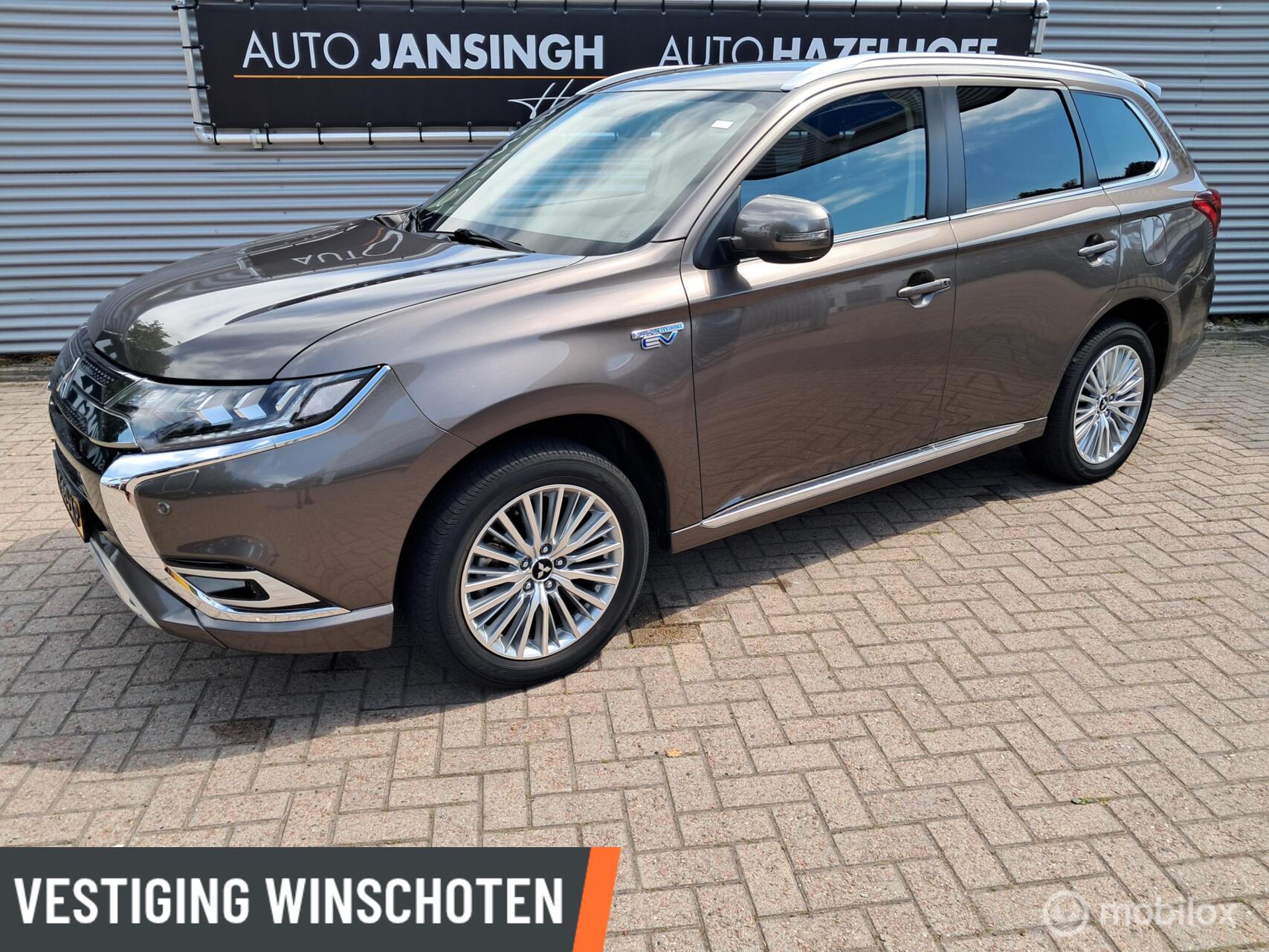 Mitsubishi Outlander 2.4 PHEV Intense 2020 - voorkant
