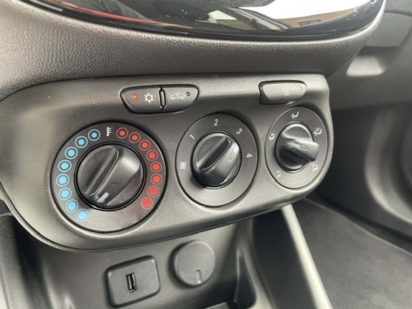 Foto van Opel Corsa-e
