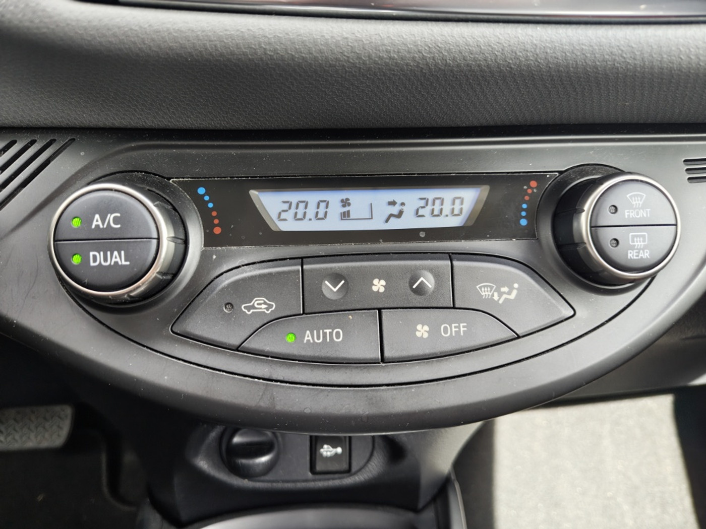 Foto van Toyota Toyota Yaris Hybrid