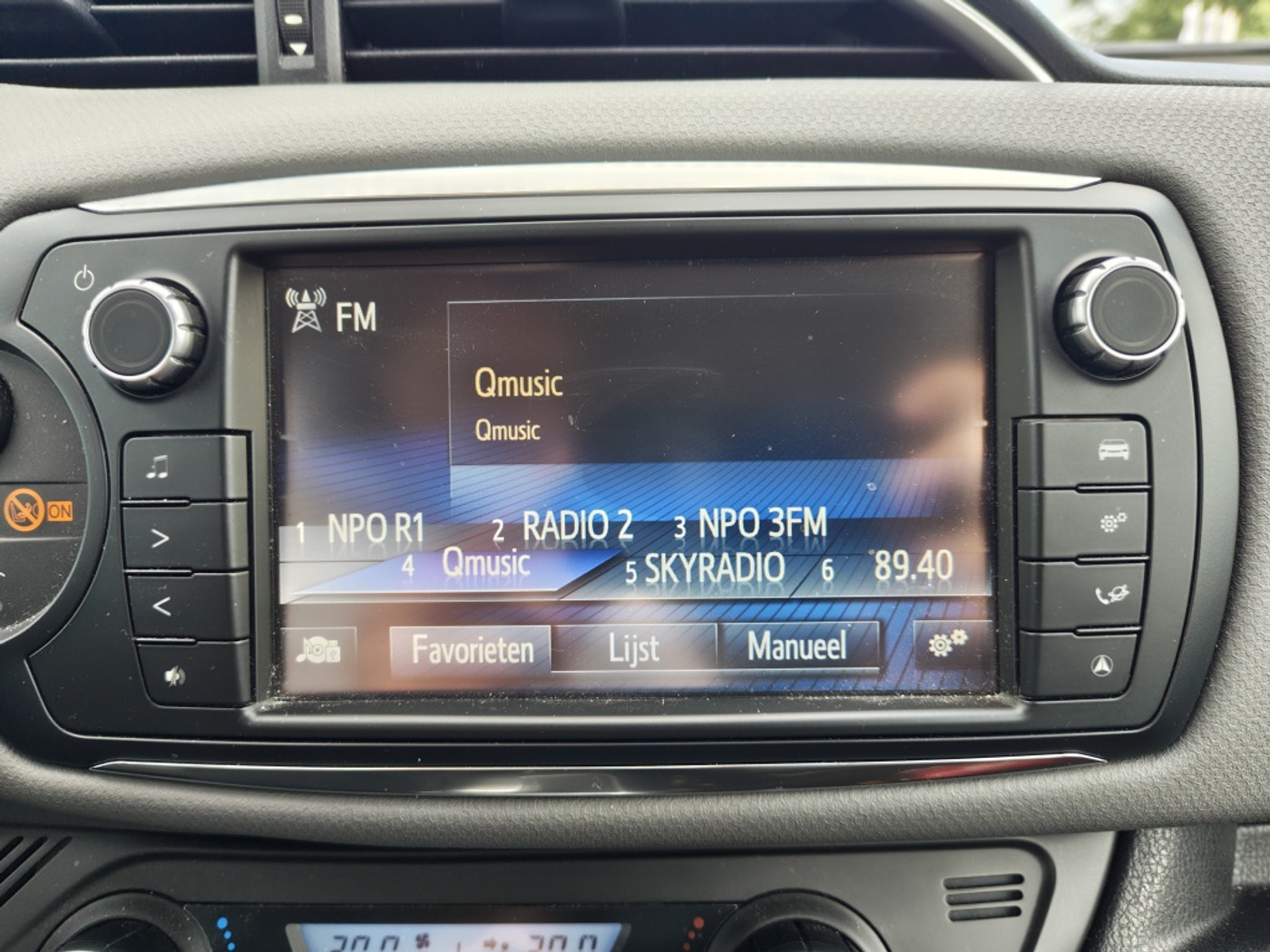 Foto van Toyota Toyota Yaris Hybrid