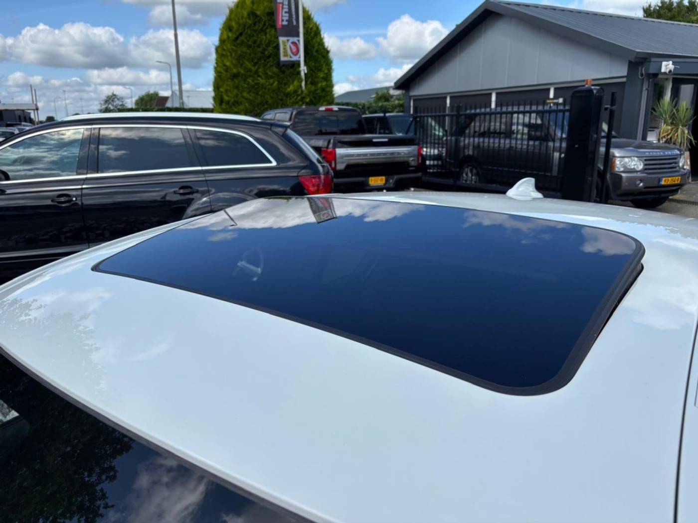 Foto van BMW 330e