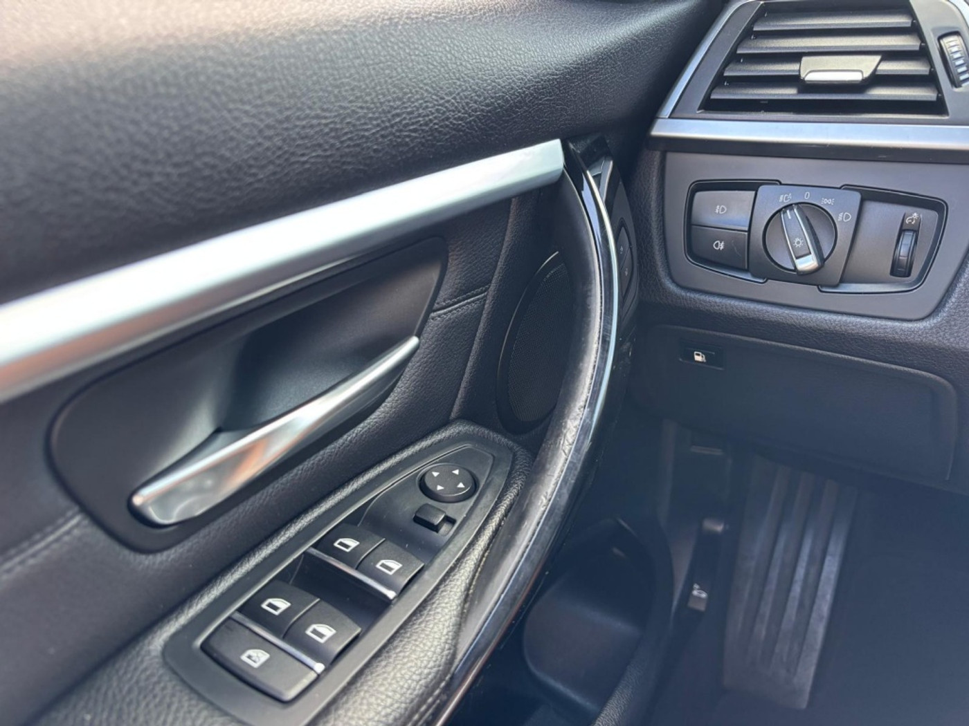 Foto van BMW 330e