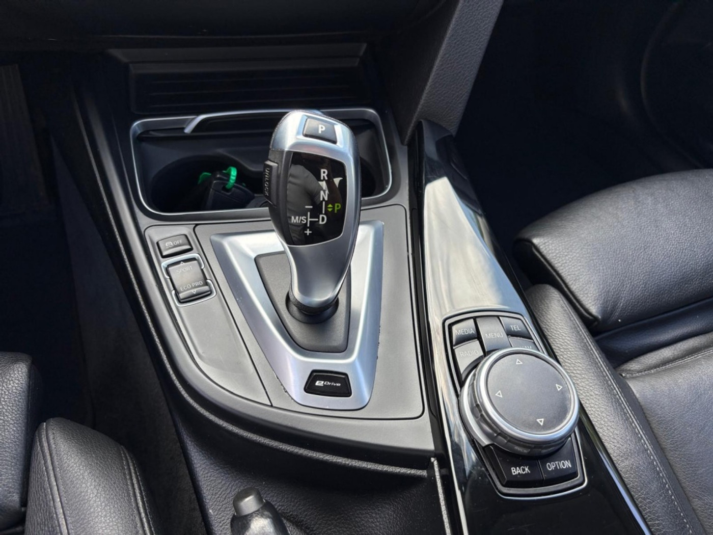 Foto van BMW 330e