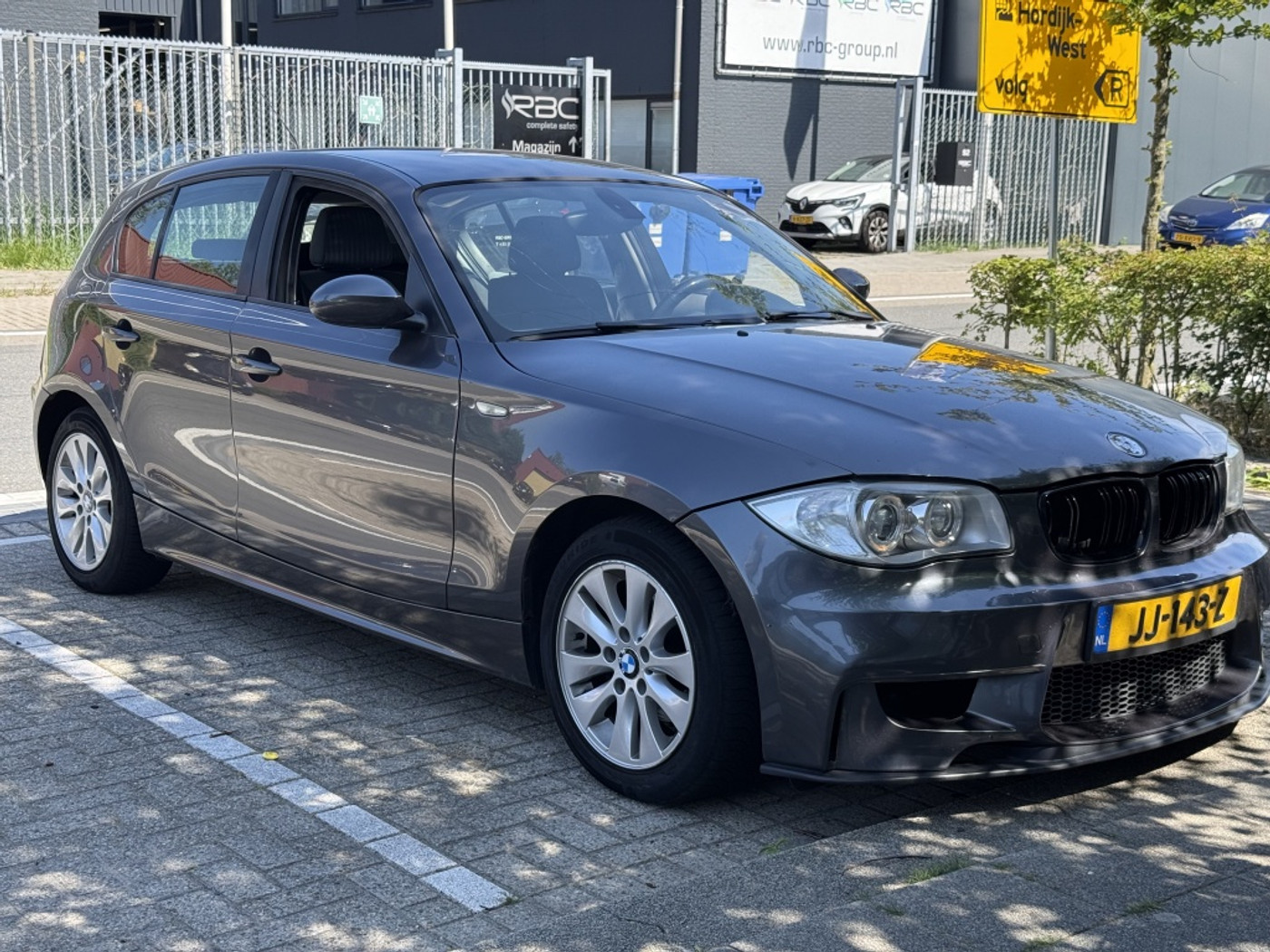 BMW 116i 116i High Executive Xenon Stoelverwarming 2006 - voorkant