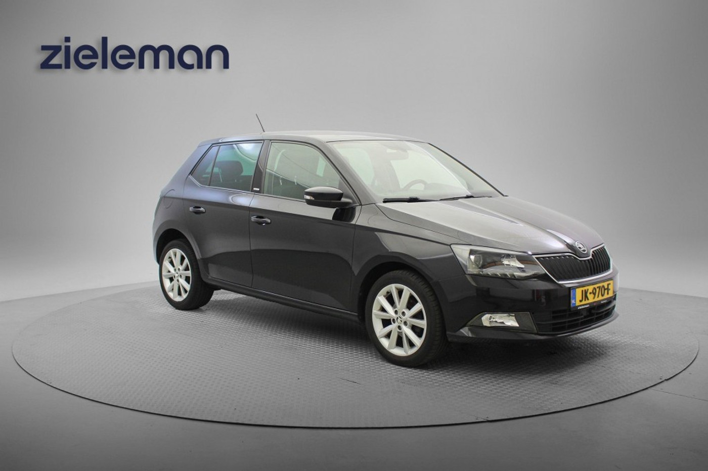 Skoda Fabia 1.2 TSI Joy - Cruise, Clima, Stoelverw. Trekhaak 2016 - voorkant