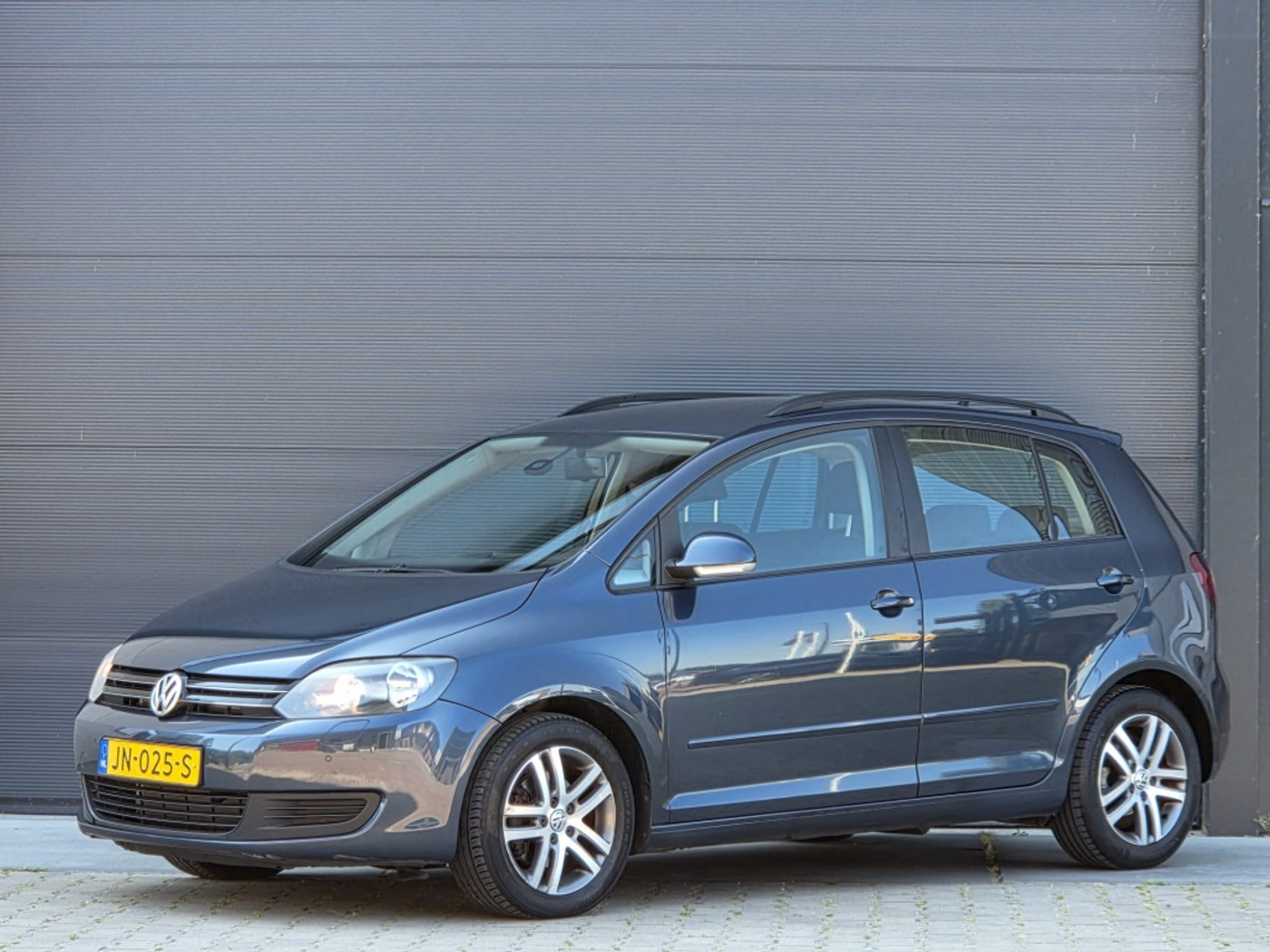 Volkswagen Golf Plus 1.4 TSI Highline automaat luxe uitv. apk'27 2010 - voorkant