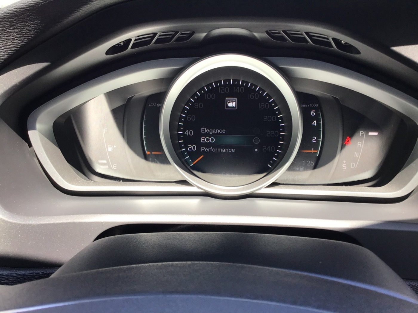 Foto van Volvo V40 Cross Country