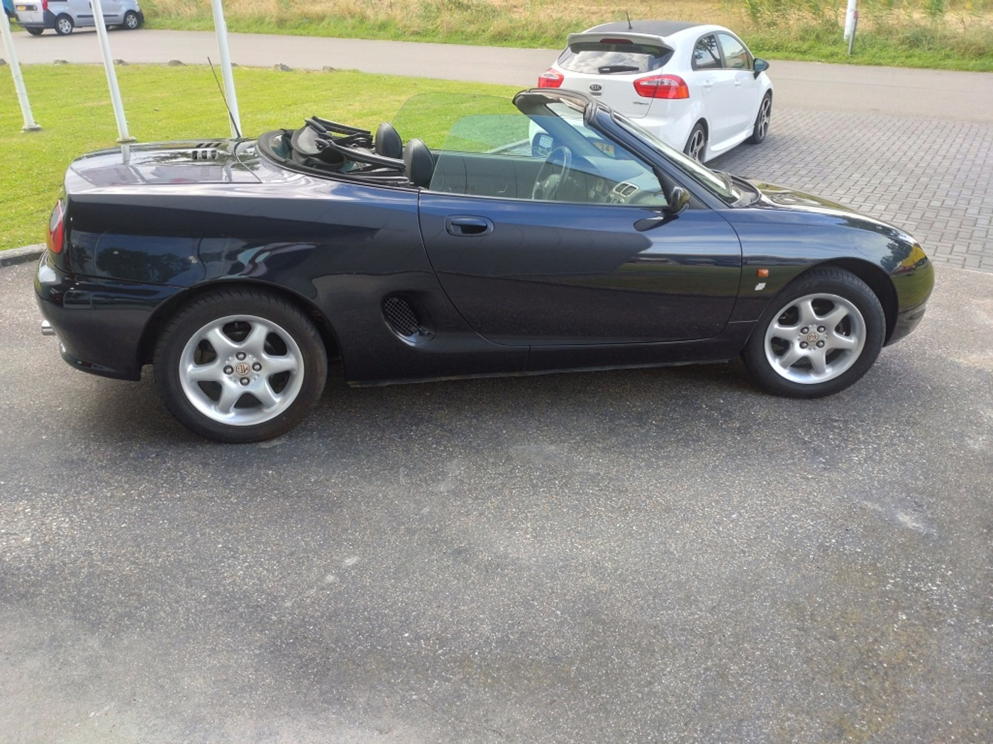 Foto van MG MGF