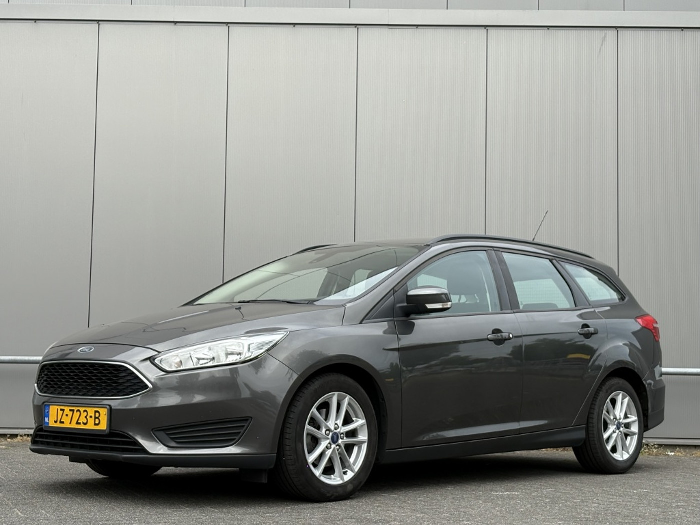 Ford Focus 1.0 Trend -VERKOCHT- cruise - Navi - 2016 - voorkant