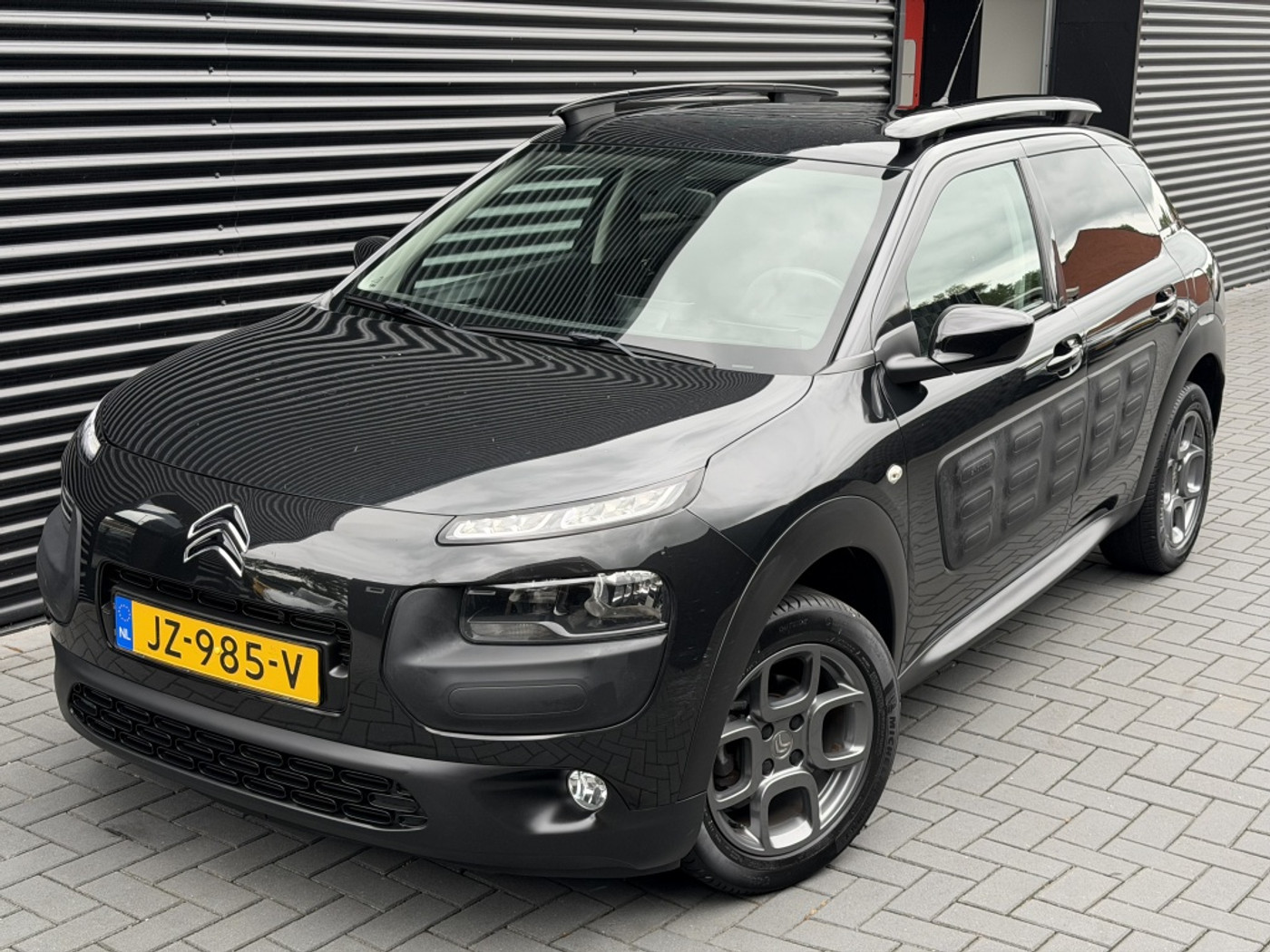 Citroen C4 Cactus 1.2 PureTech Shine| 2016| CAMERA| RIEM VERVANGEN| NAP 2016 - voorkant