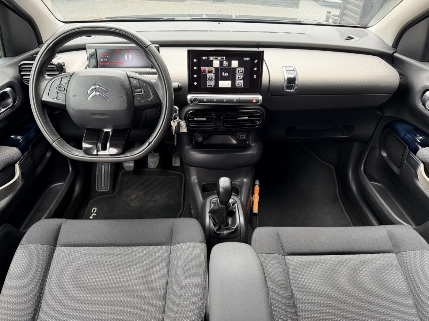 Foto van Citroen C4 Cactus