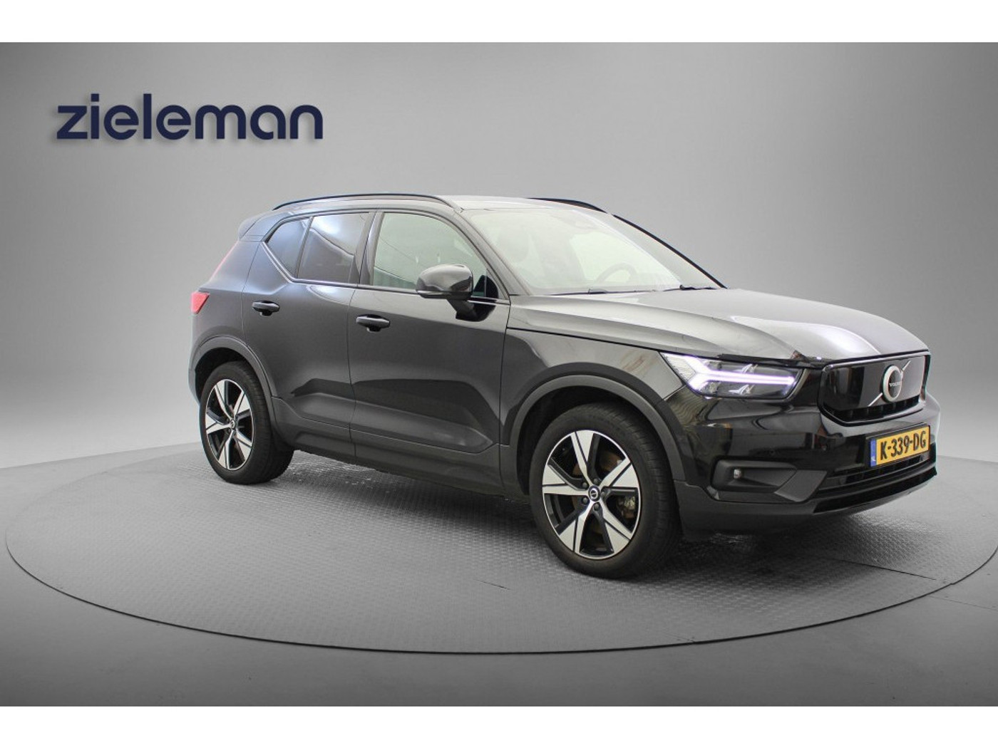 Volvo XC40 Recharge P8 AWD R-Design 2020 - voorkant