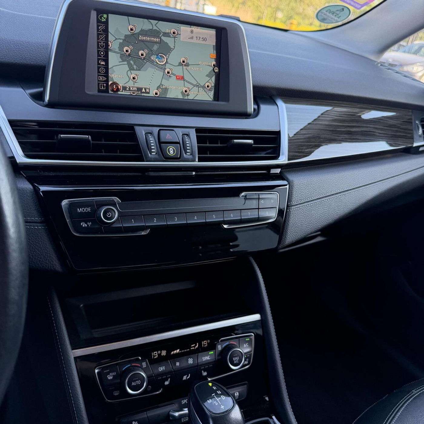 Foto van BMW 218i Active Tourer