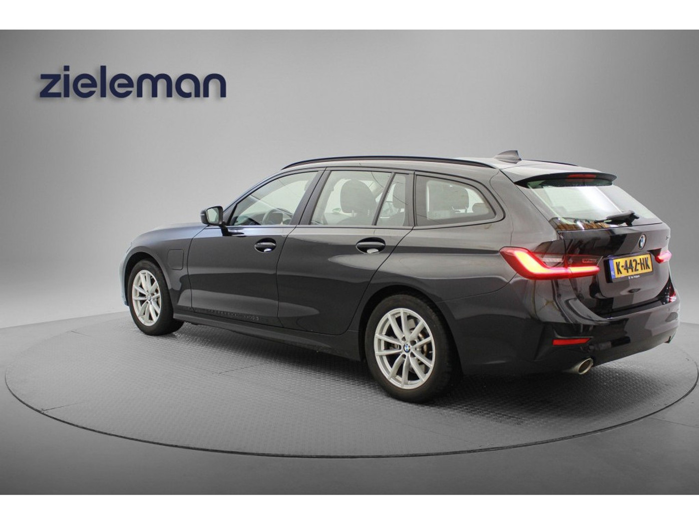 Foto van BMW 330e