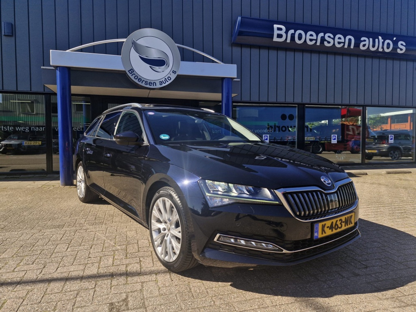 Skoda Superb 1.5 TSI Business Edition Plus | Panoramadak | Trekhaak | Navi | 2021 - voorkant